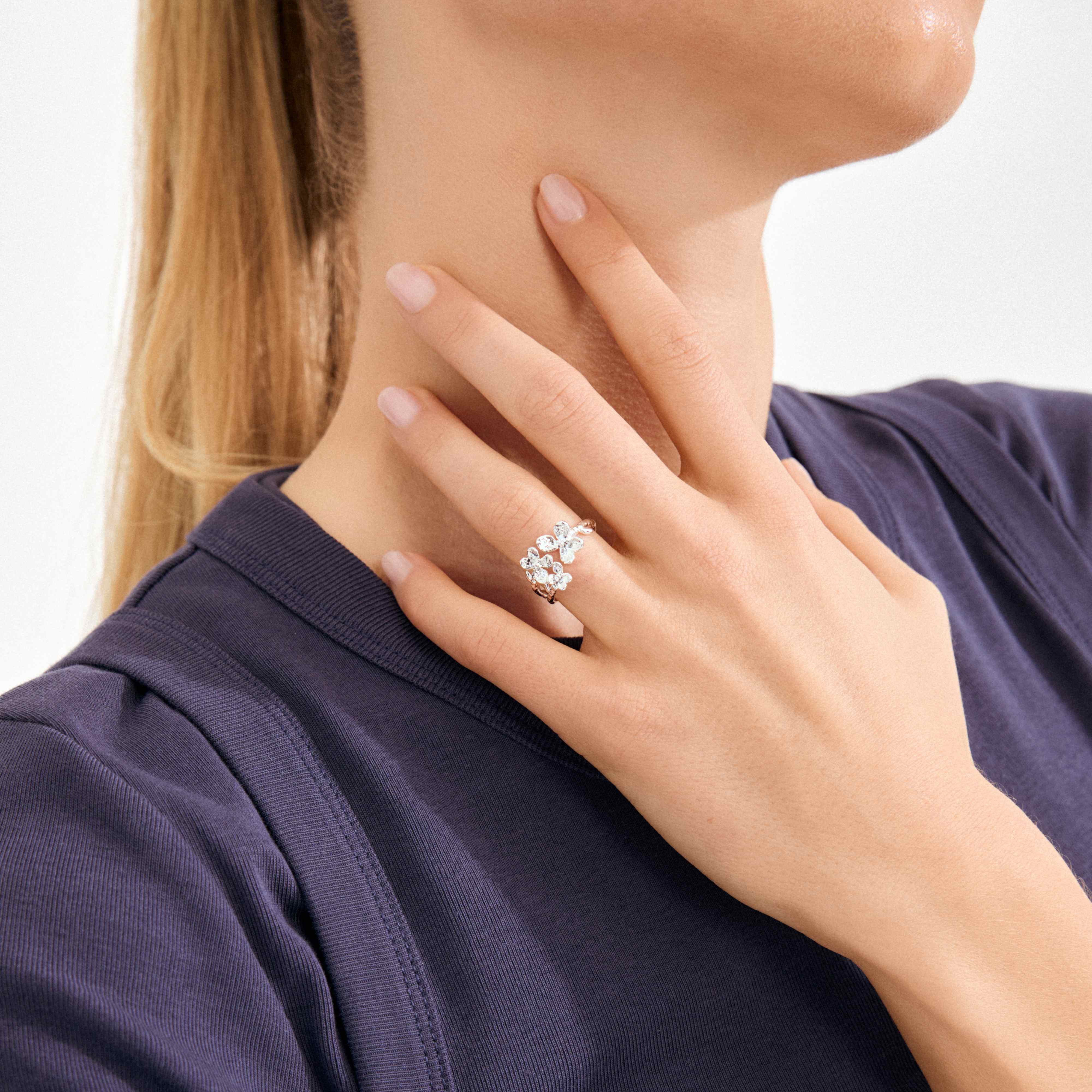 AJANI recycled flower details ring - Image 5
