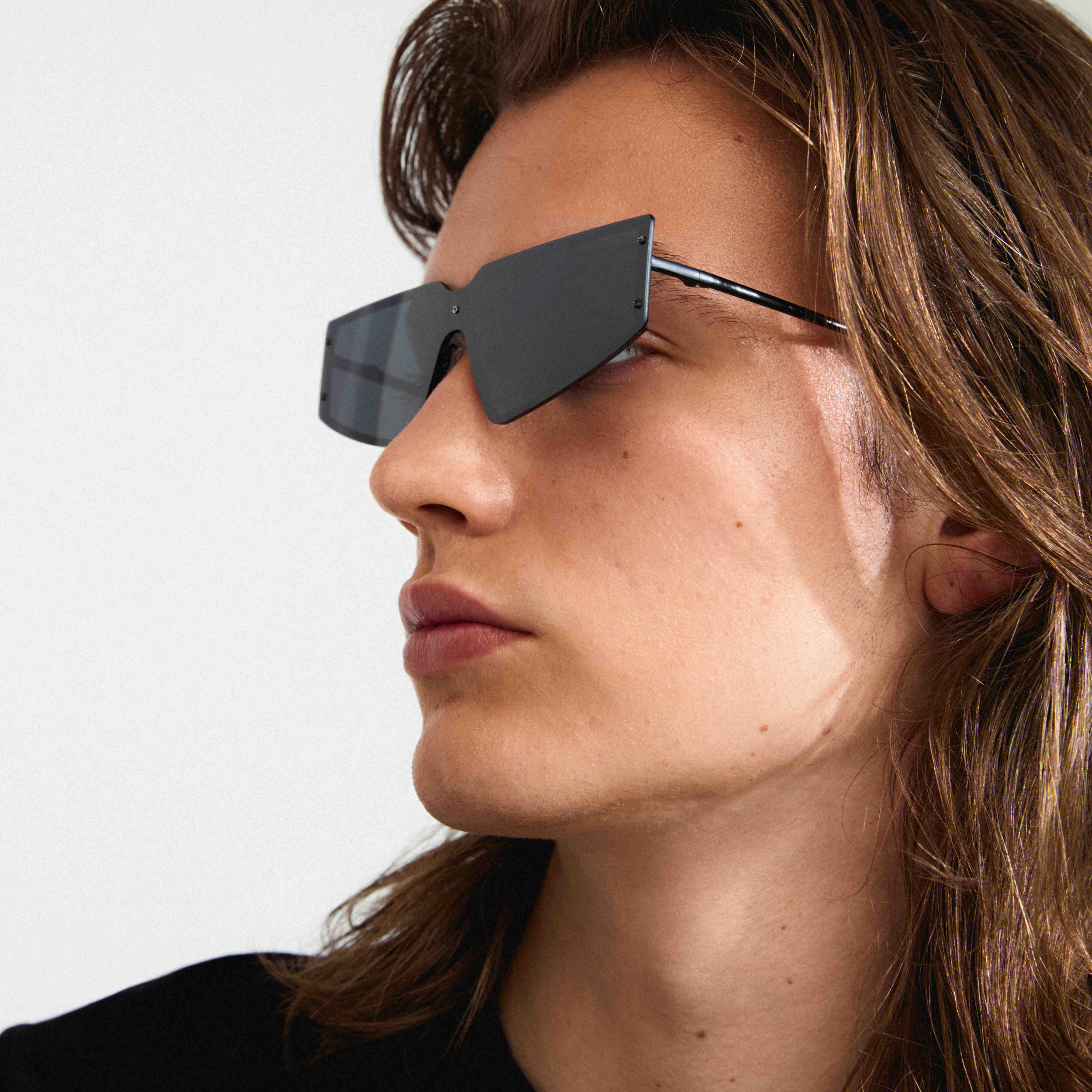 ALEXIA sunglasses black - Image 4