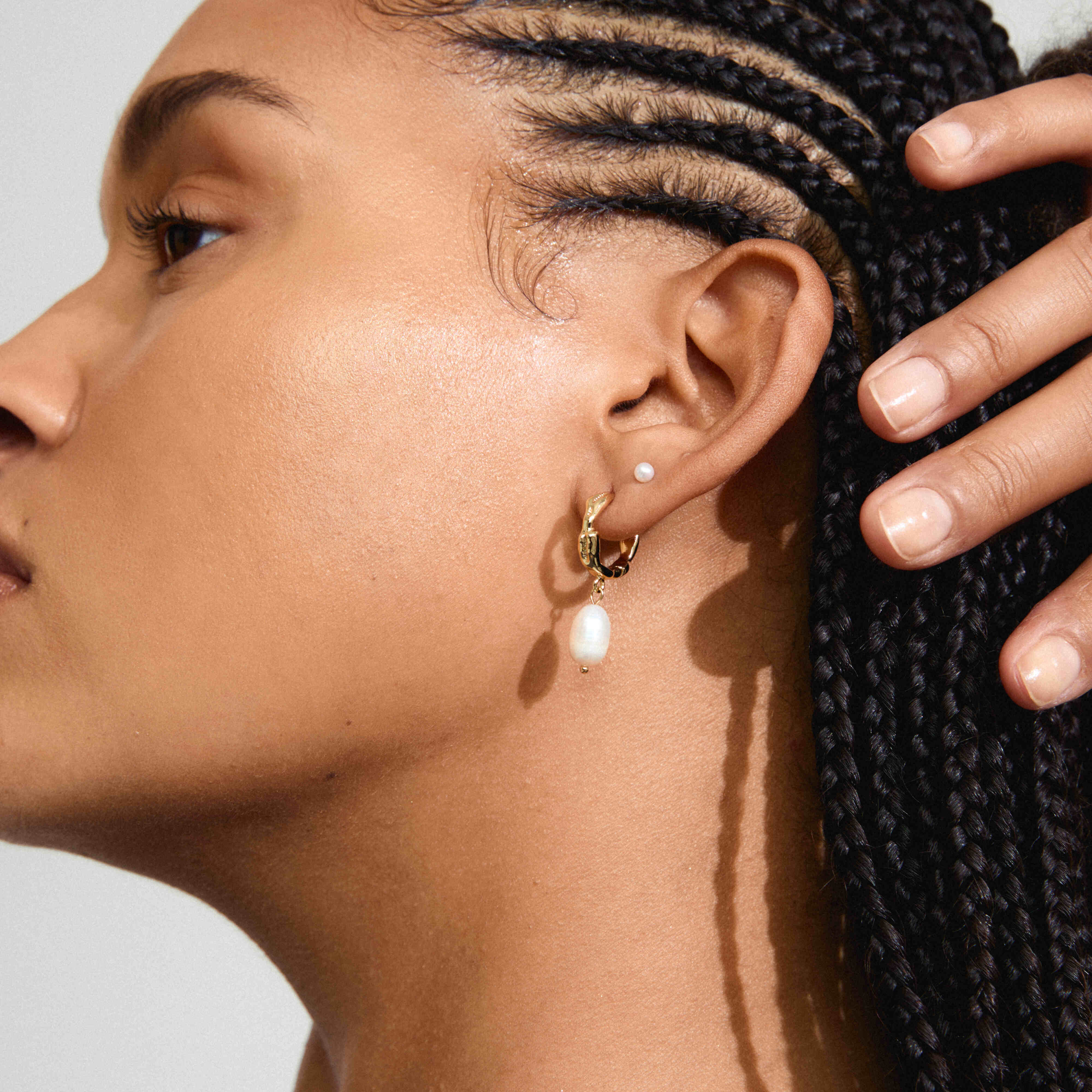 CONSTANCE Freshwater Pearl Earrings 2-in-1 set - Image 3