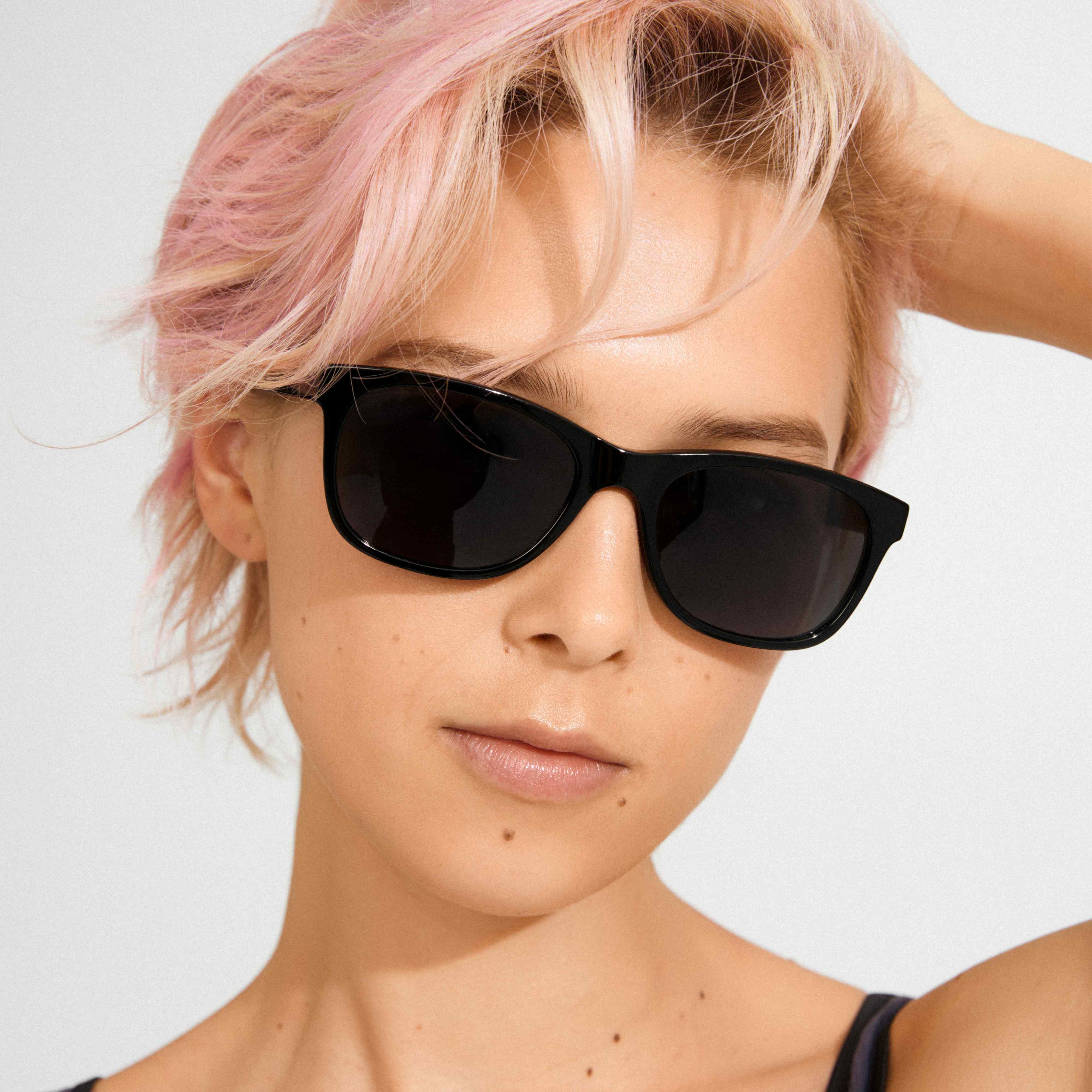 CORBYN recycled sunglasses black - Image 2