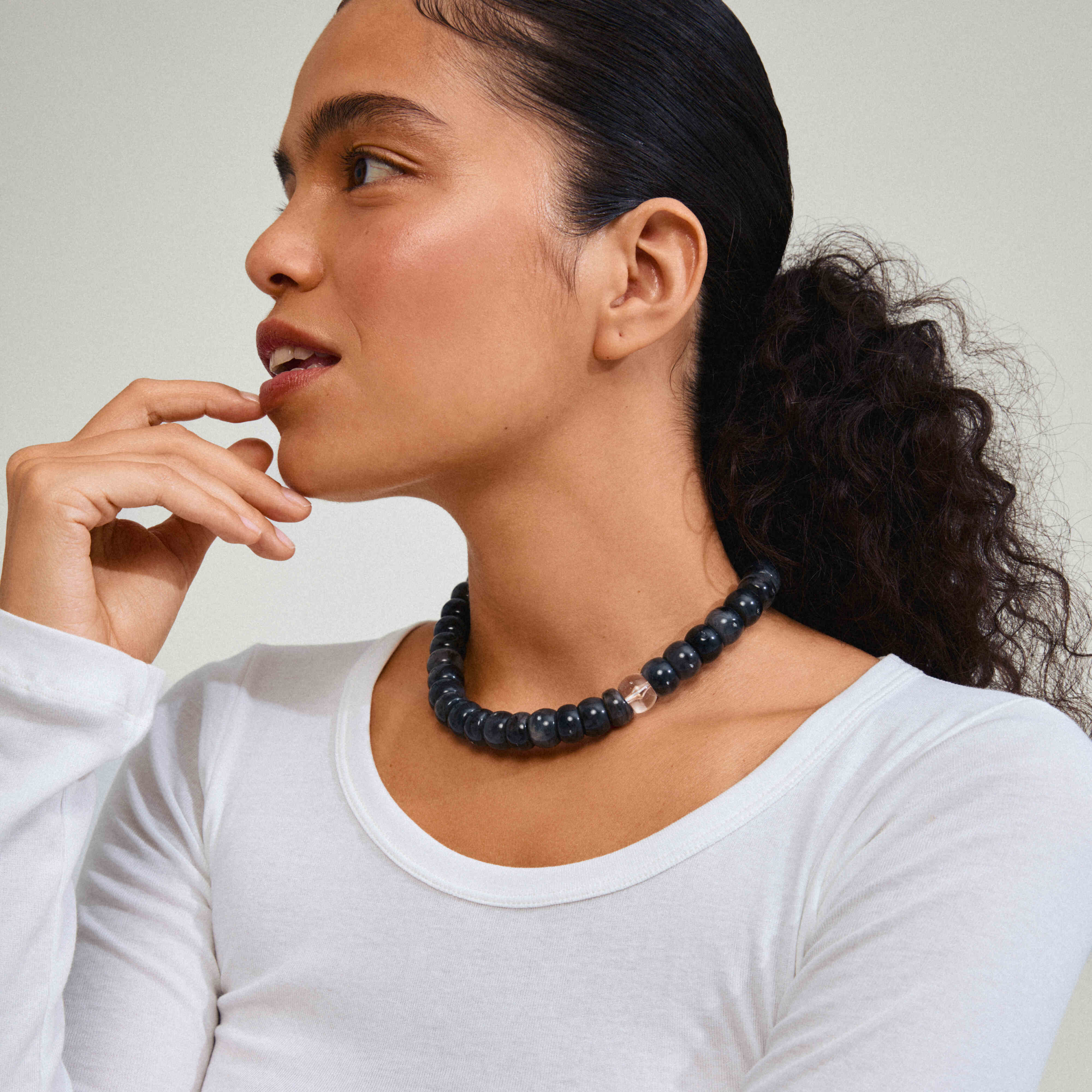 ECLIPSE recycled acrylic chunky beads necklace grey - Image 2