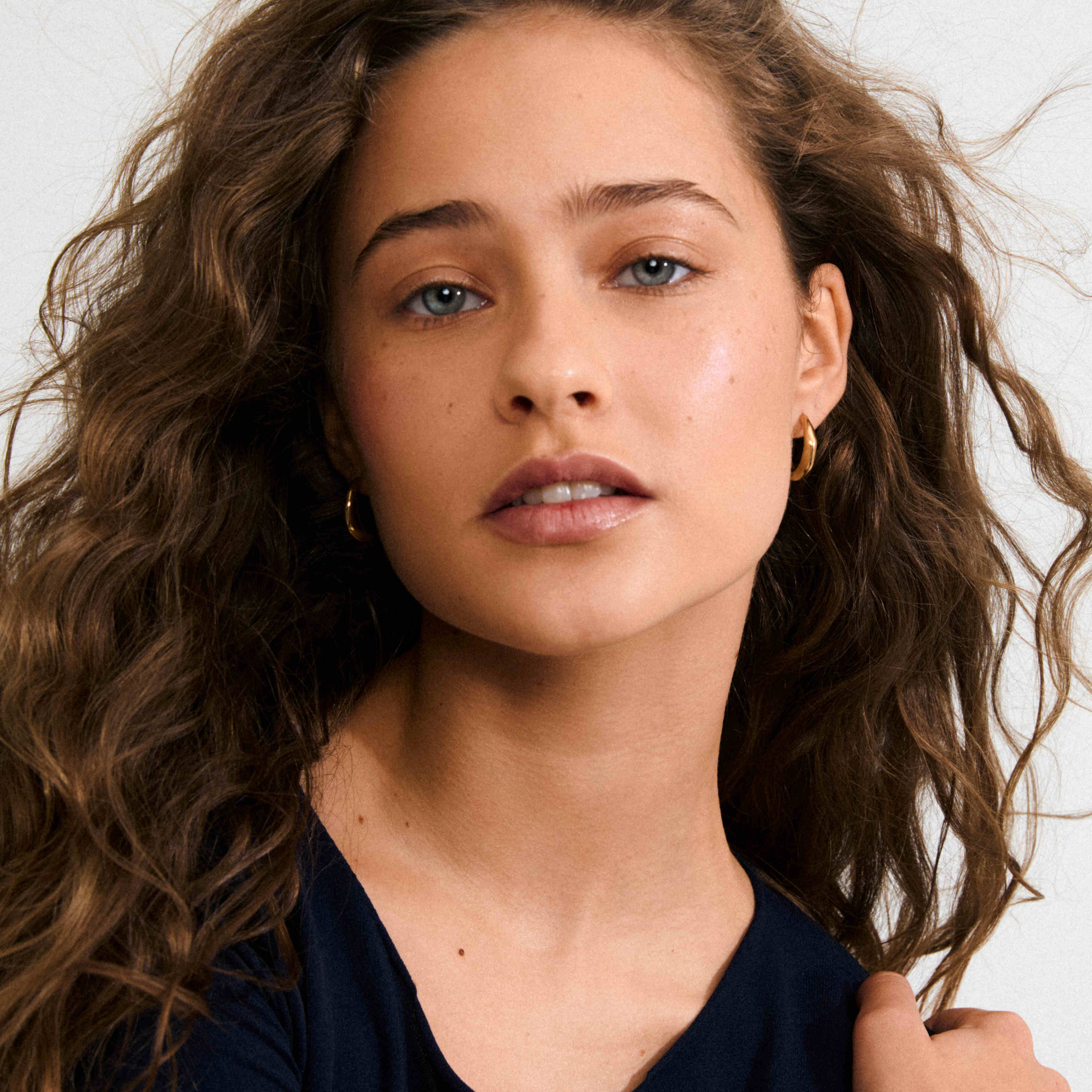 HARRISON recycled wavy hoop earrings - Image 2