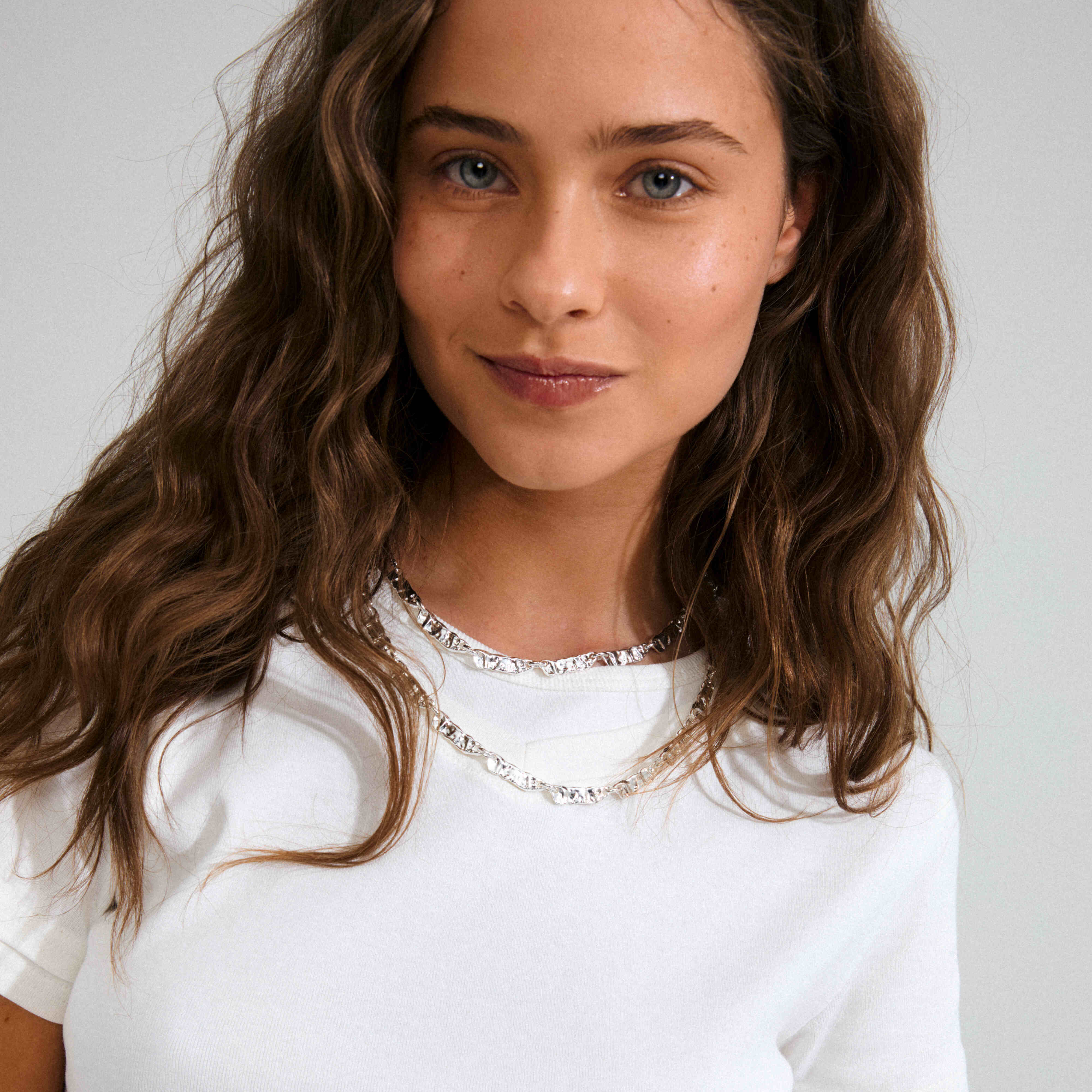 INSTANT recycled textured body chain - Image 6