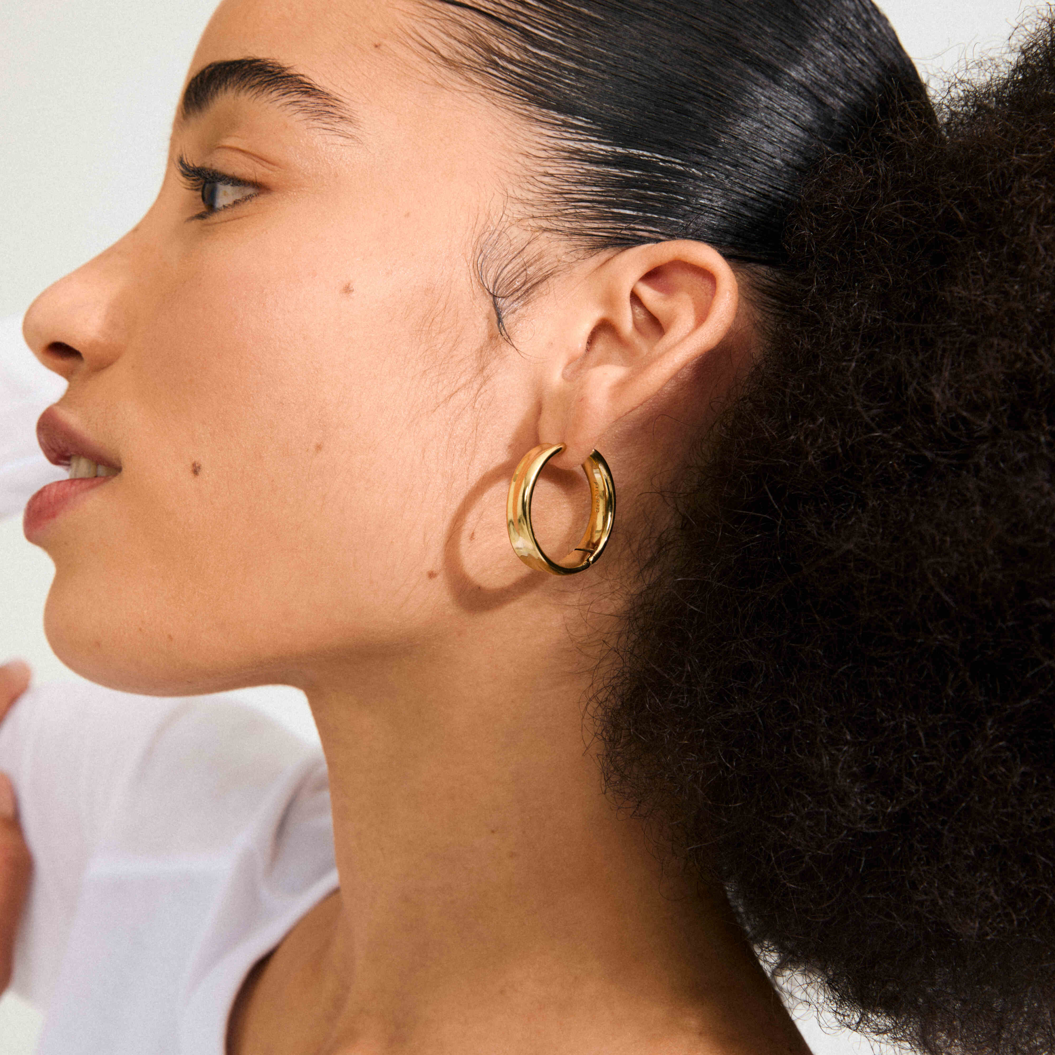 KAYDEN recycled hoop earrings - Image 2