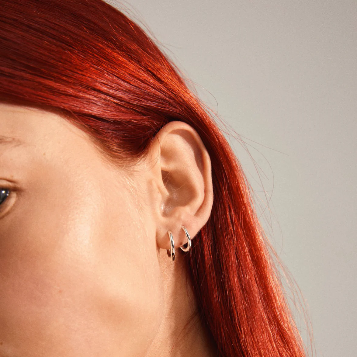 LEAF Recycled Hoop Earrings Set - Image 4