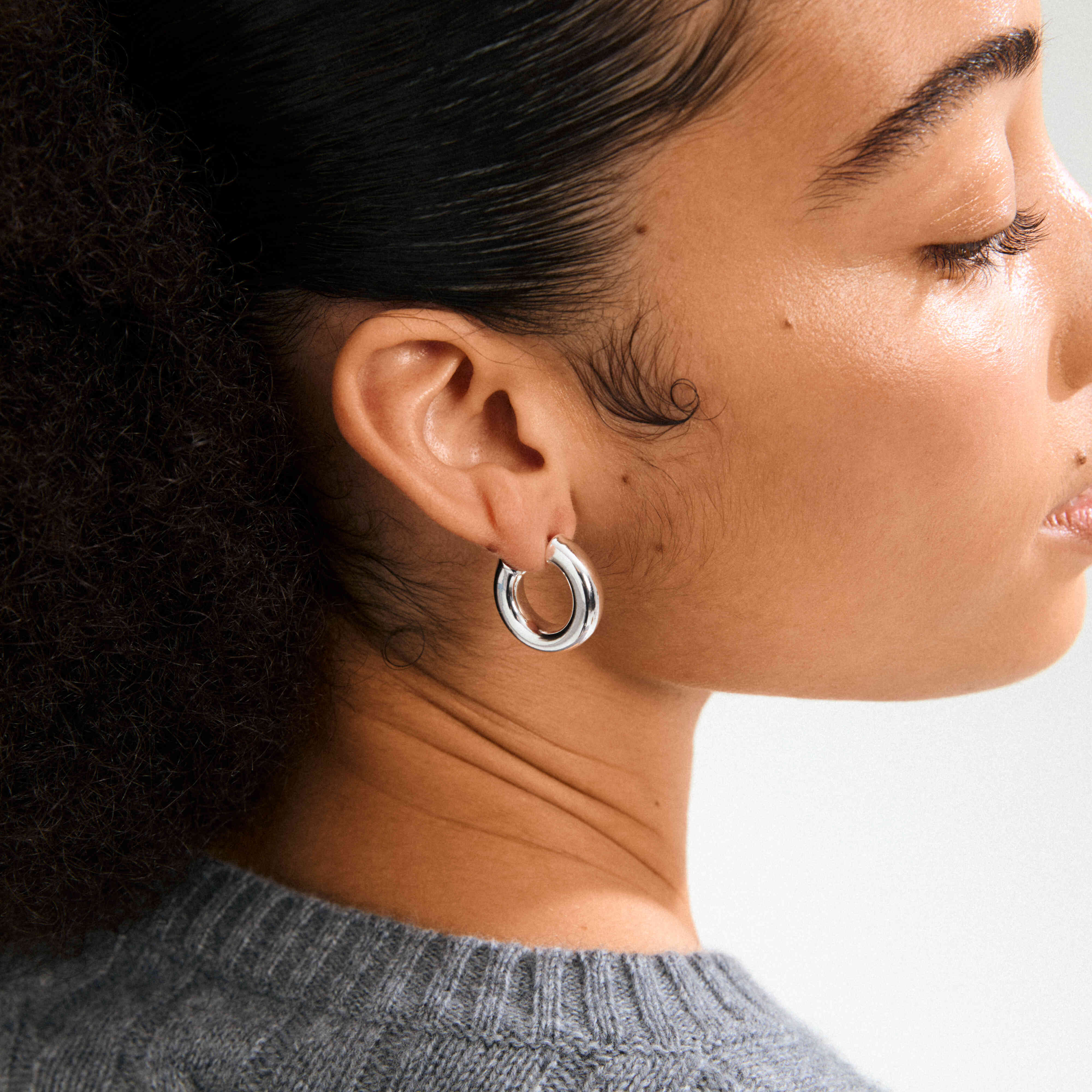 PHASE recycled large hoops 26mm - Image 6
