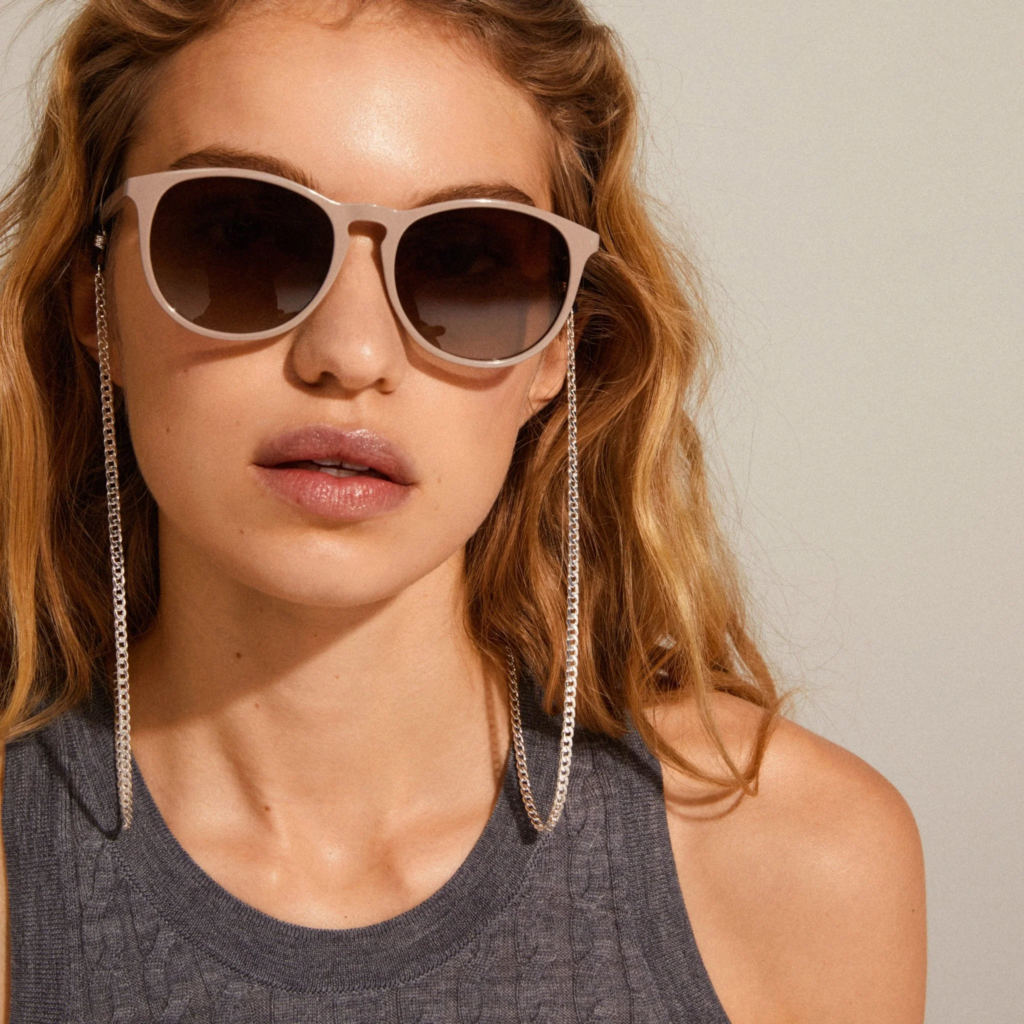 Aja Sunglasses Chain - Image 5