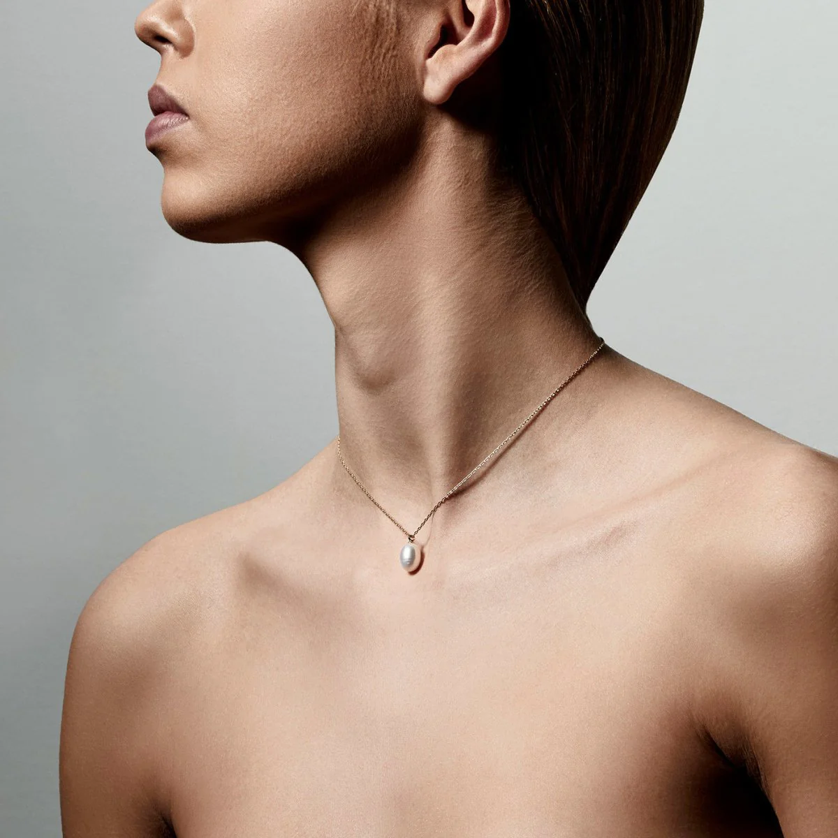 Eila Pearl Necklace - Image 3