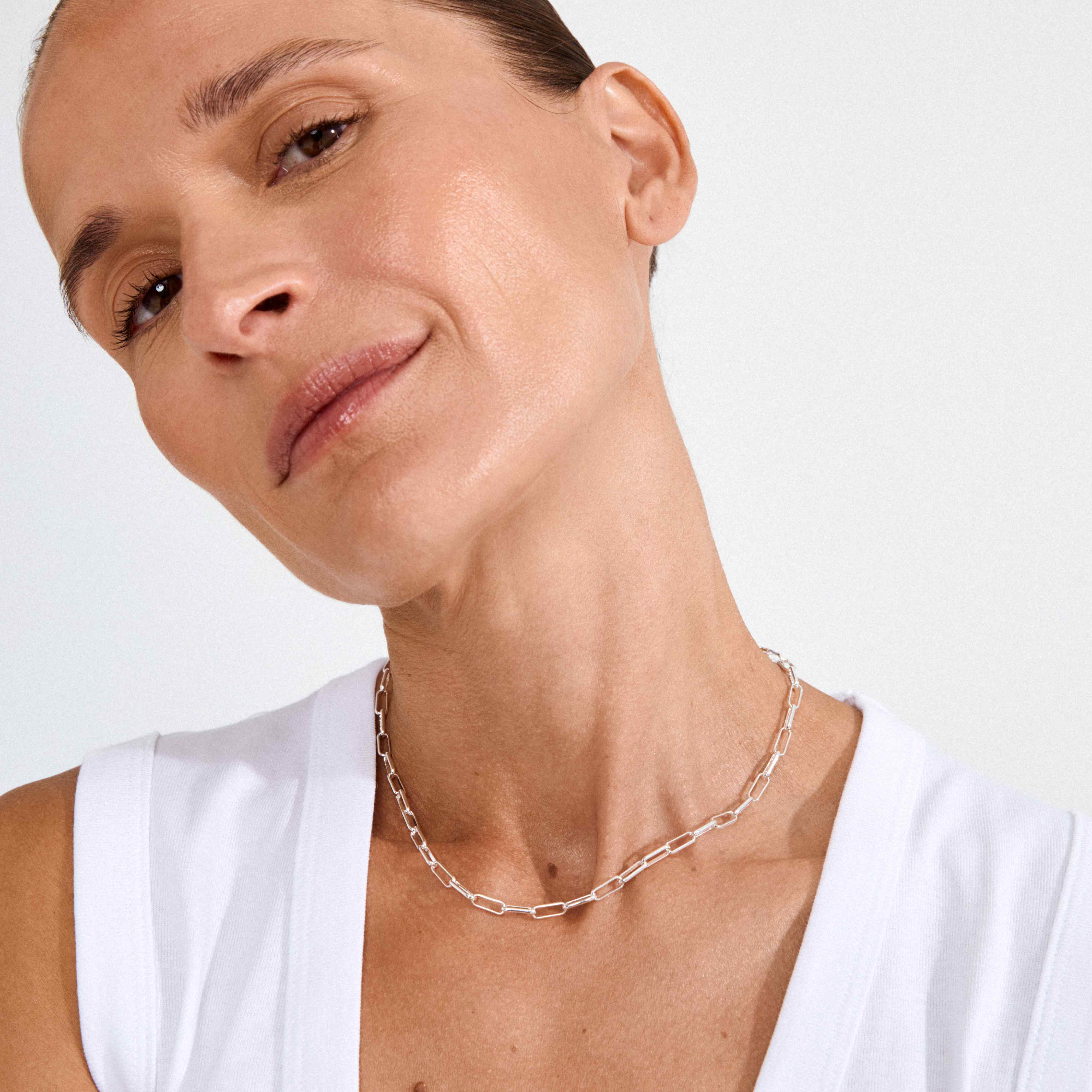 Ronja Recycled Paperclip Chain Necklace - Image 7
