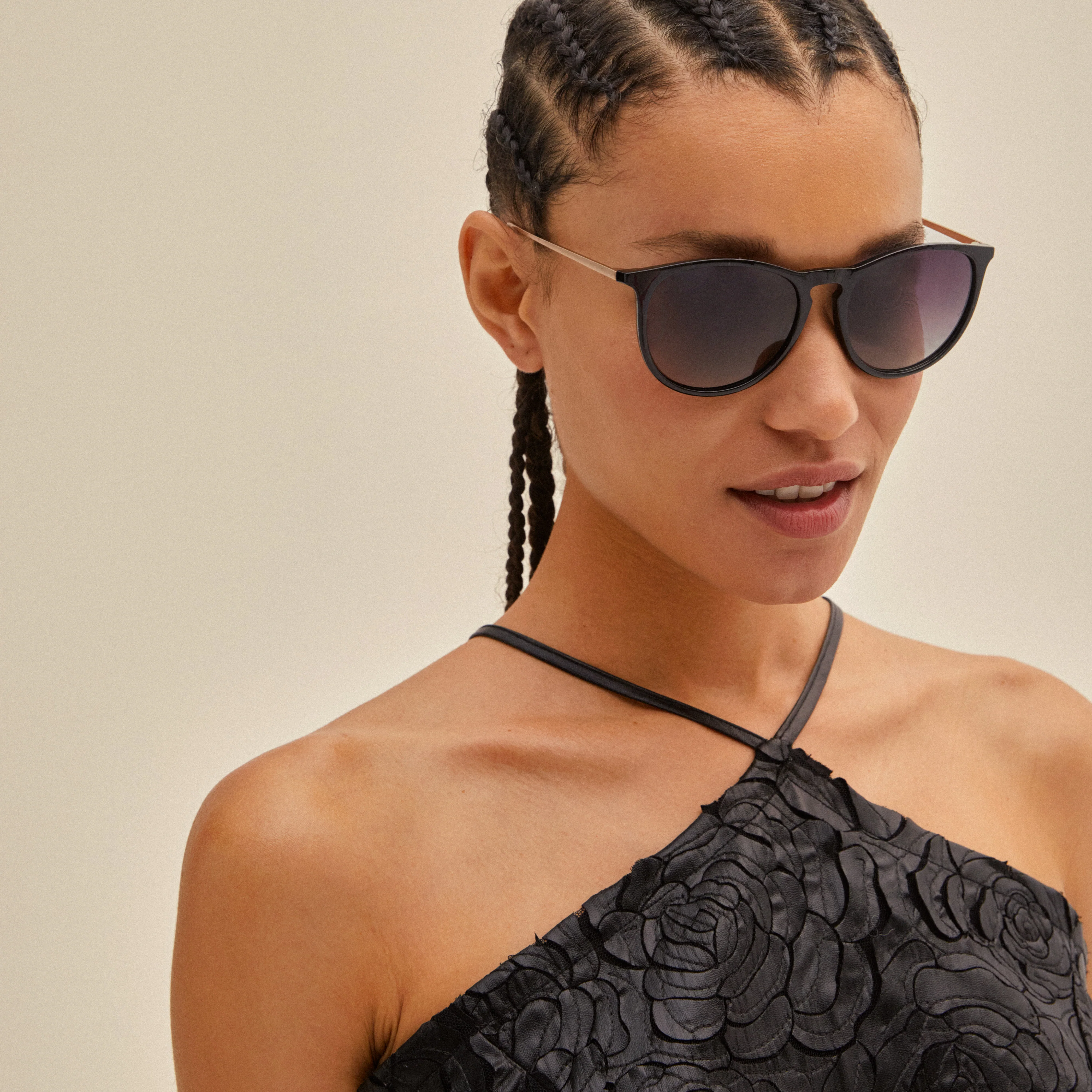 Vanille Sunglasses Black/Gold - Image 4