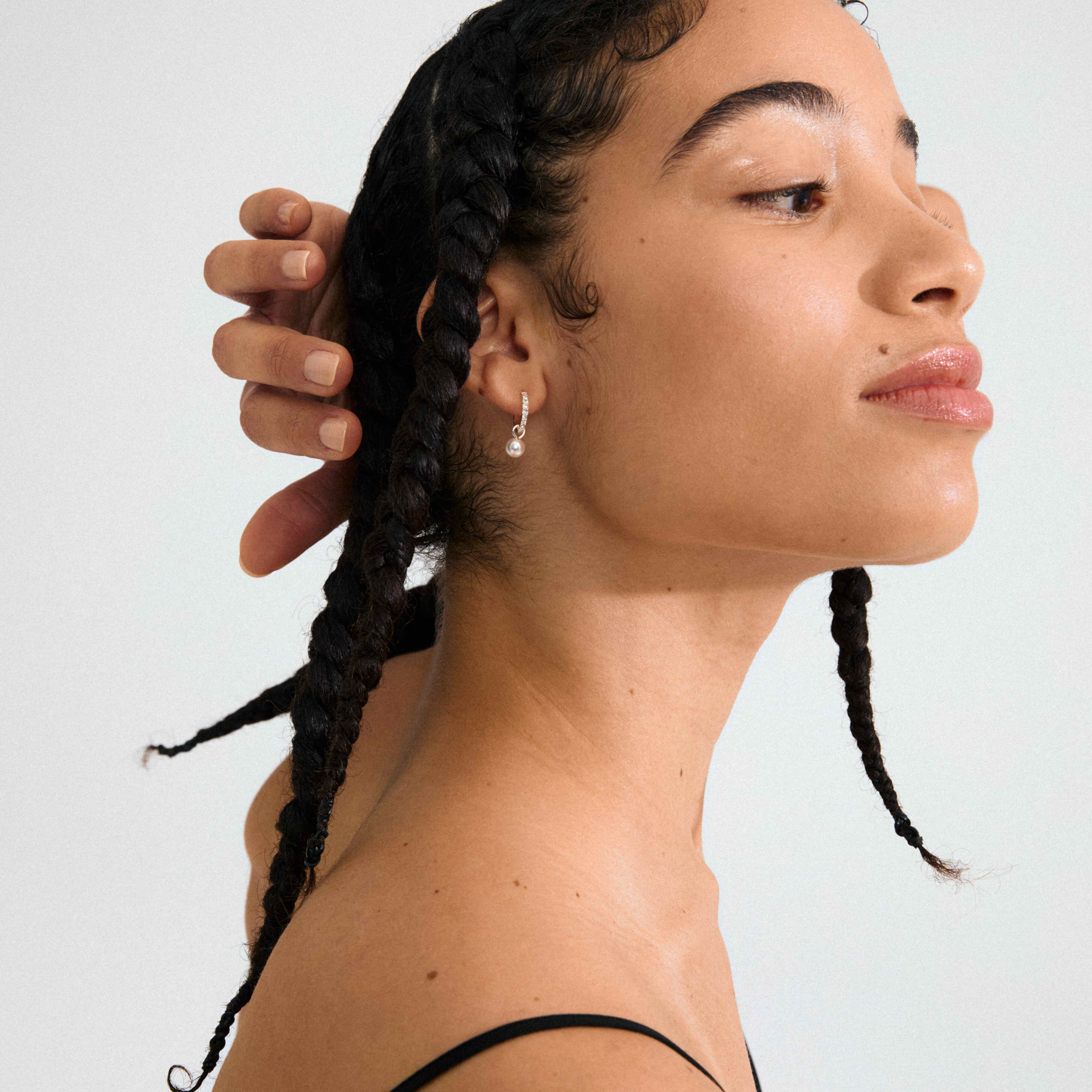 SEVYN recycled pearl single earring - Image 5